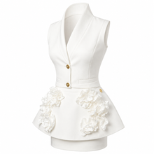 Carica l'immagine nel visualizzatore di Gallery, White Vest and a Skirt set with Handcrafted Taffeta Flowers