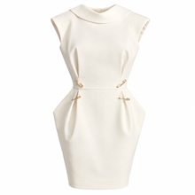 Görseli Galeri görüntüleyiciye yükleyin, White Sabrina sculptured dress