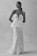 Load image into Gallery viewer, Linda Flower Skirt