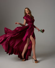 Загрузить изображение в средство просмотра галереи, Silk Tafetta Kimono