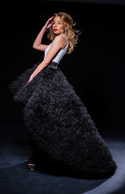 Carica l'immagine nel visualizzatore di Gallery, Aphrodite Tulle Skirt