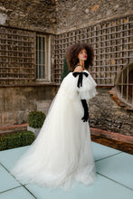 Görseli Galeri görüntüleyiciye yükleyin, Luna Wedding Gown