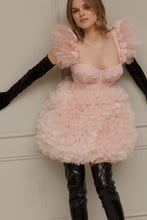 Görseli Galeri görüntüleyiciye yükleyin, Pink mini Princess Dress
