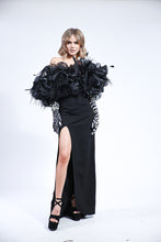 Görseli Galeri görüntüleyiciye yükleyin, Elegant Feather Maxi Dress