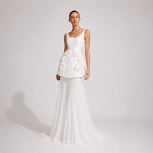 Загрузить изображение в средство просмотра галереи, Couture Taffeta Flower Wedding Dress
