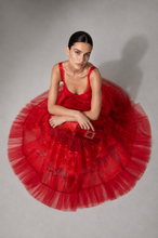 Загрузить изображение в средство просмотра галереи, Red French Lace Peplum Gown
