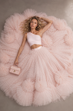 Load image into Gallery viewer, Roses Skirt and Blazer Set - Sale
