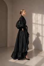 Загрузить изображение в средство просмотра галереи, Black Kimono Gown
