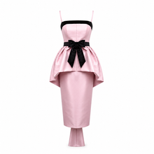 Carica l'immagine nel visualizzatore di Gallery, Taffeta Sculpted Peplum Pink Dress
