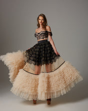Görseli Galeri görüntüleyiciye yükleyin, Princess Lace Maxi Skirt

