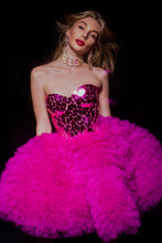 Görseli Galeri görüntüleyiciye yükleyin, Madalina Fuxia Pink Mirror Dress

