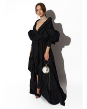 Görseli Galeri görüntüleyiciye yükleyin, Black Kimono Gown by Morphine Fashion
